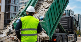 Вывоз строительного мусора в Вязниках: услуги лицензированной компании — ПроМусор